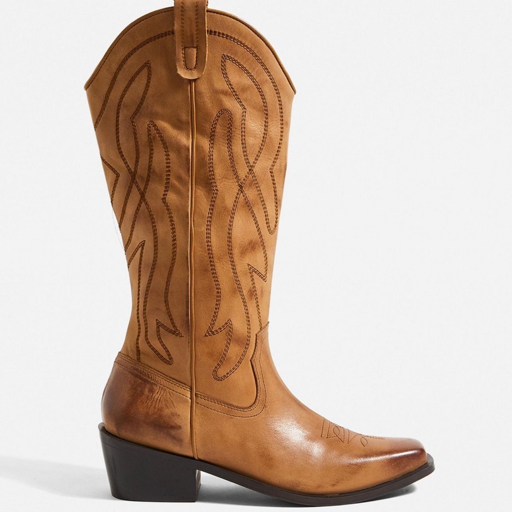 NWT Urban Outfitters Cassidy Western Boot